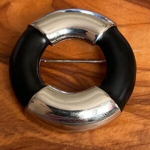 Castlecliff Lifesaver Brooch